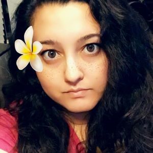 Meet your Posher, Marcia